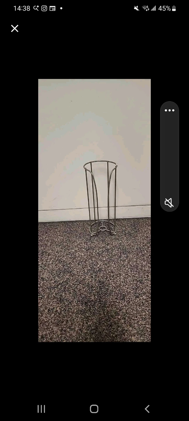 Metal Toilet Paper Holder