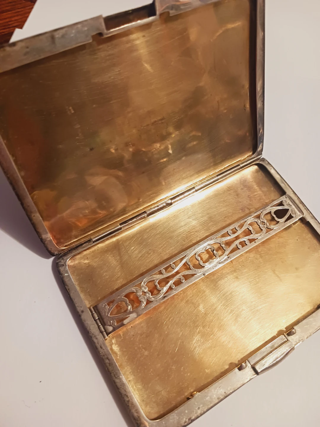 Gorgeous Vintage Silver Cigarette Case - photo 2