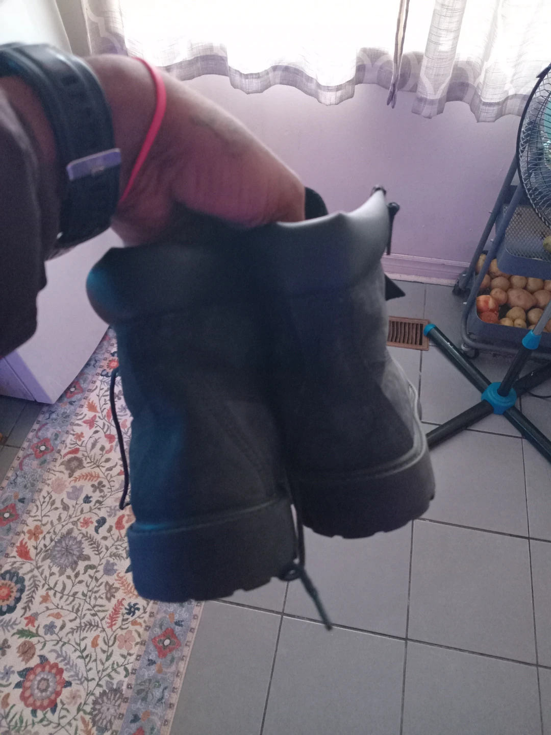 Size 6 timberlands - photo 2
