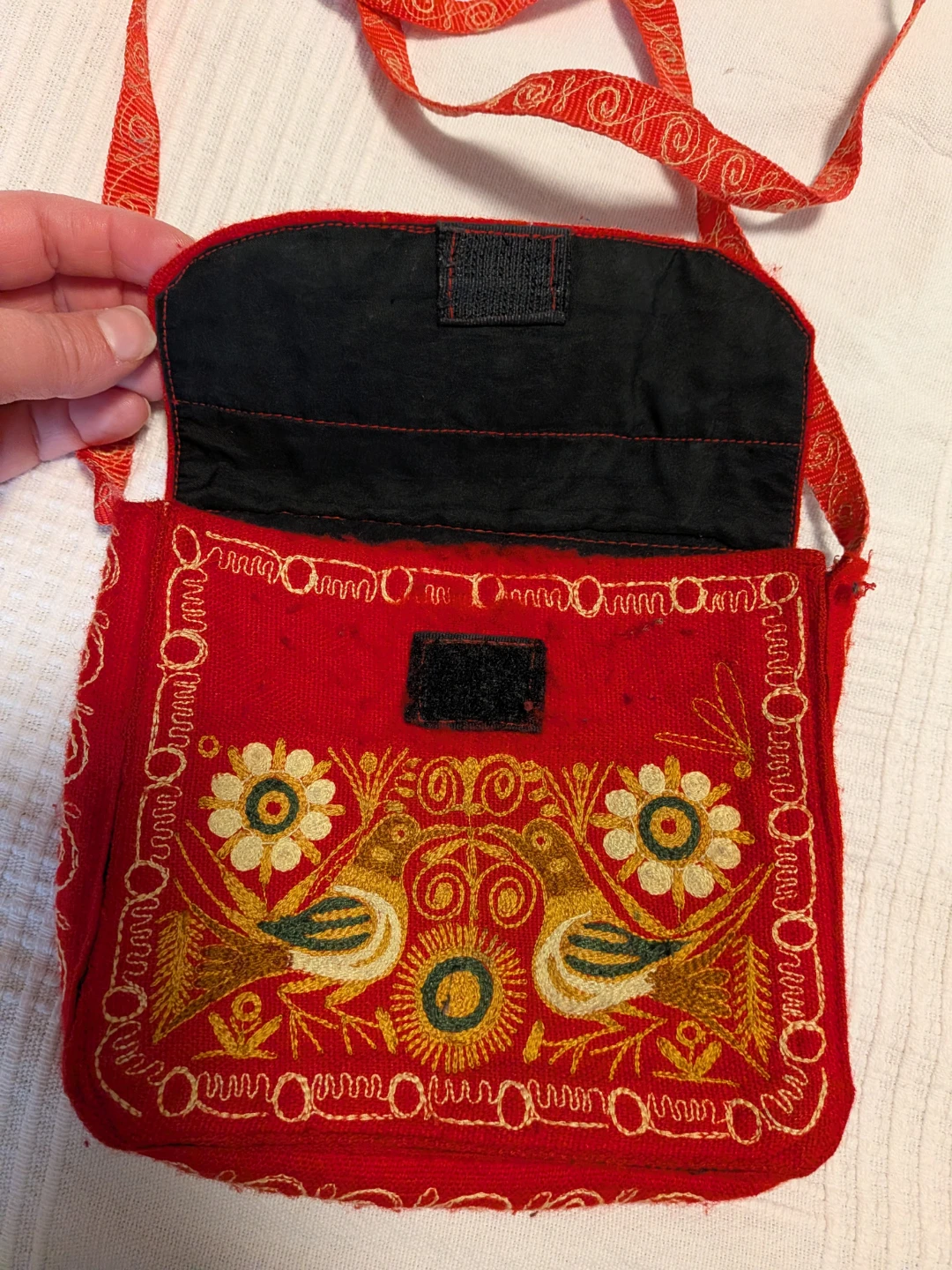 Vintage embroidered Red Crossbody Bag🏈 - photo 2
