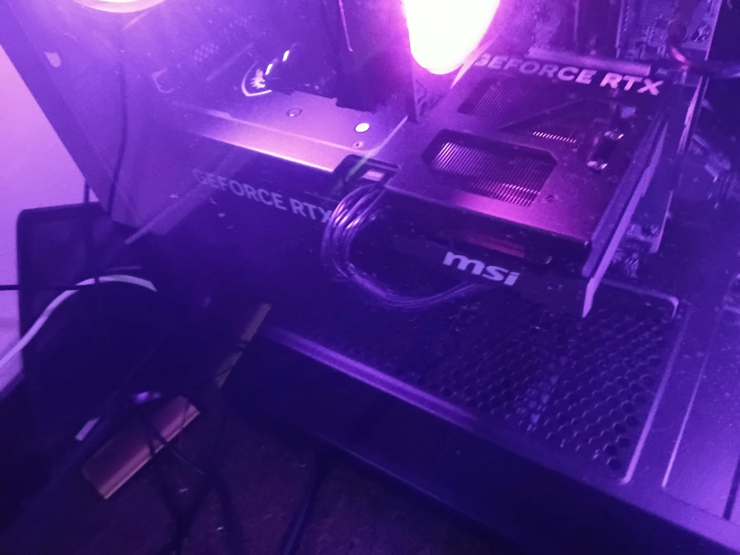 5070 ryzen 7 8700f 2tb 32gs ram ddr5