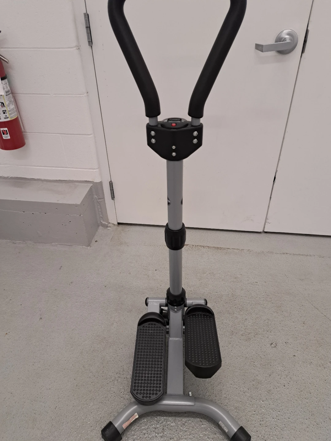 Free Spirit Mini Stepper with Handle