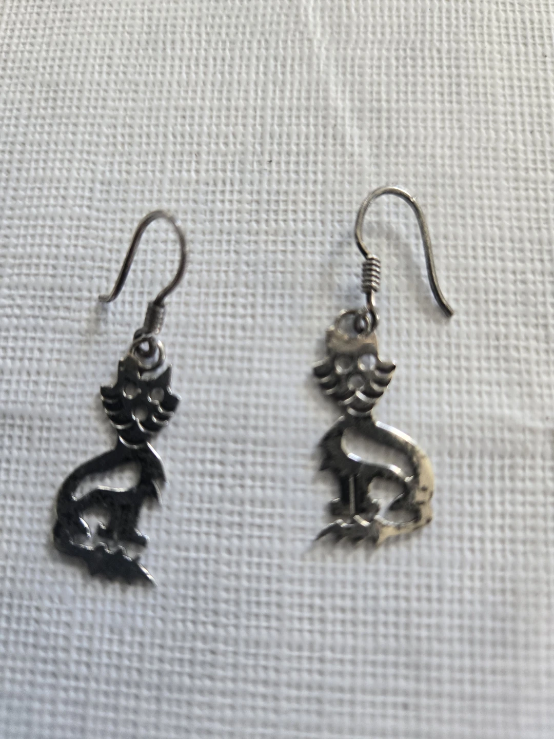 Sterling silver cat dangle earrings