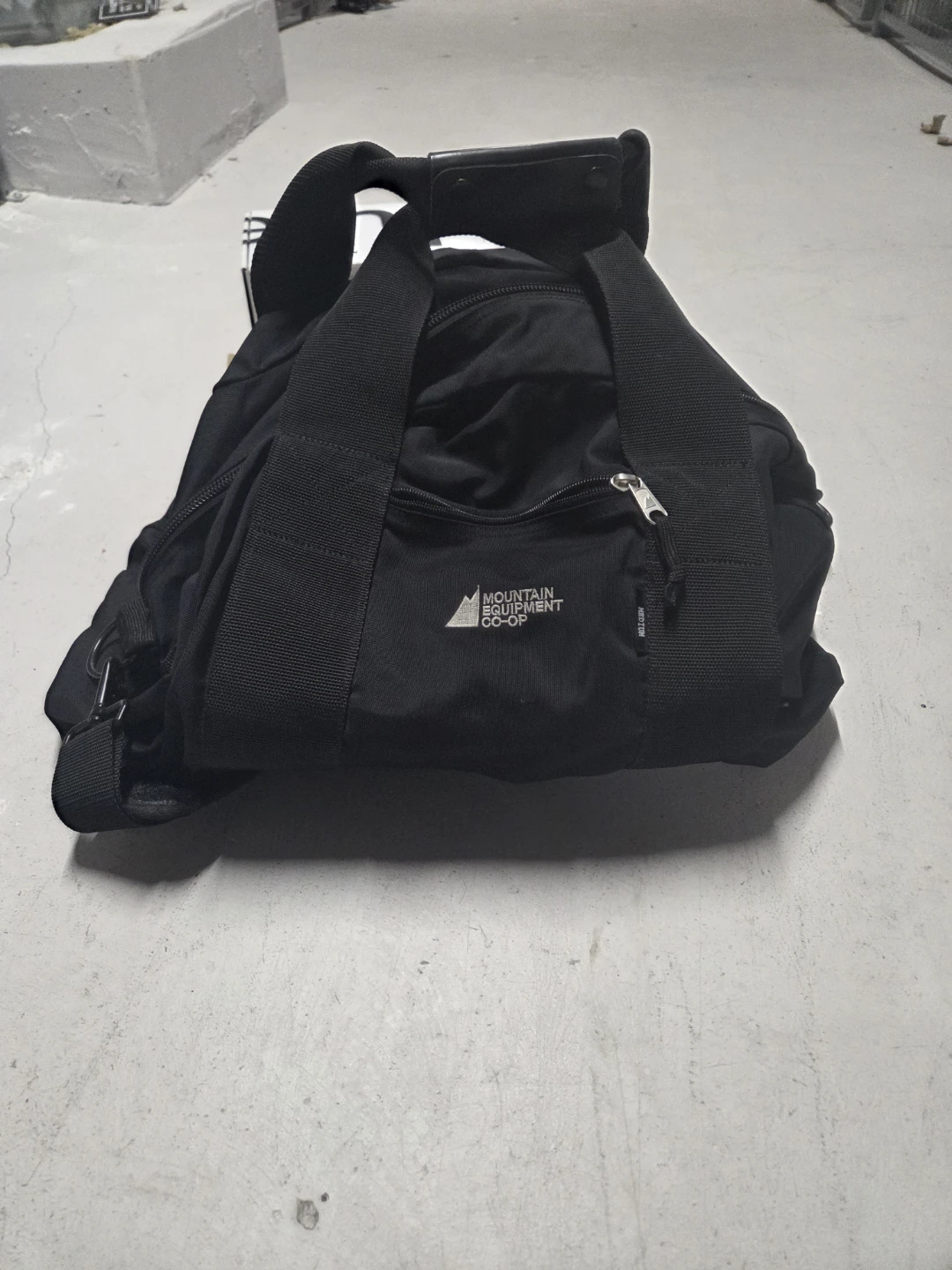 Mountain Equipment Co-op Black Duffel Bag - photo 5