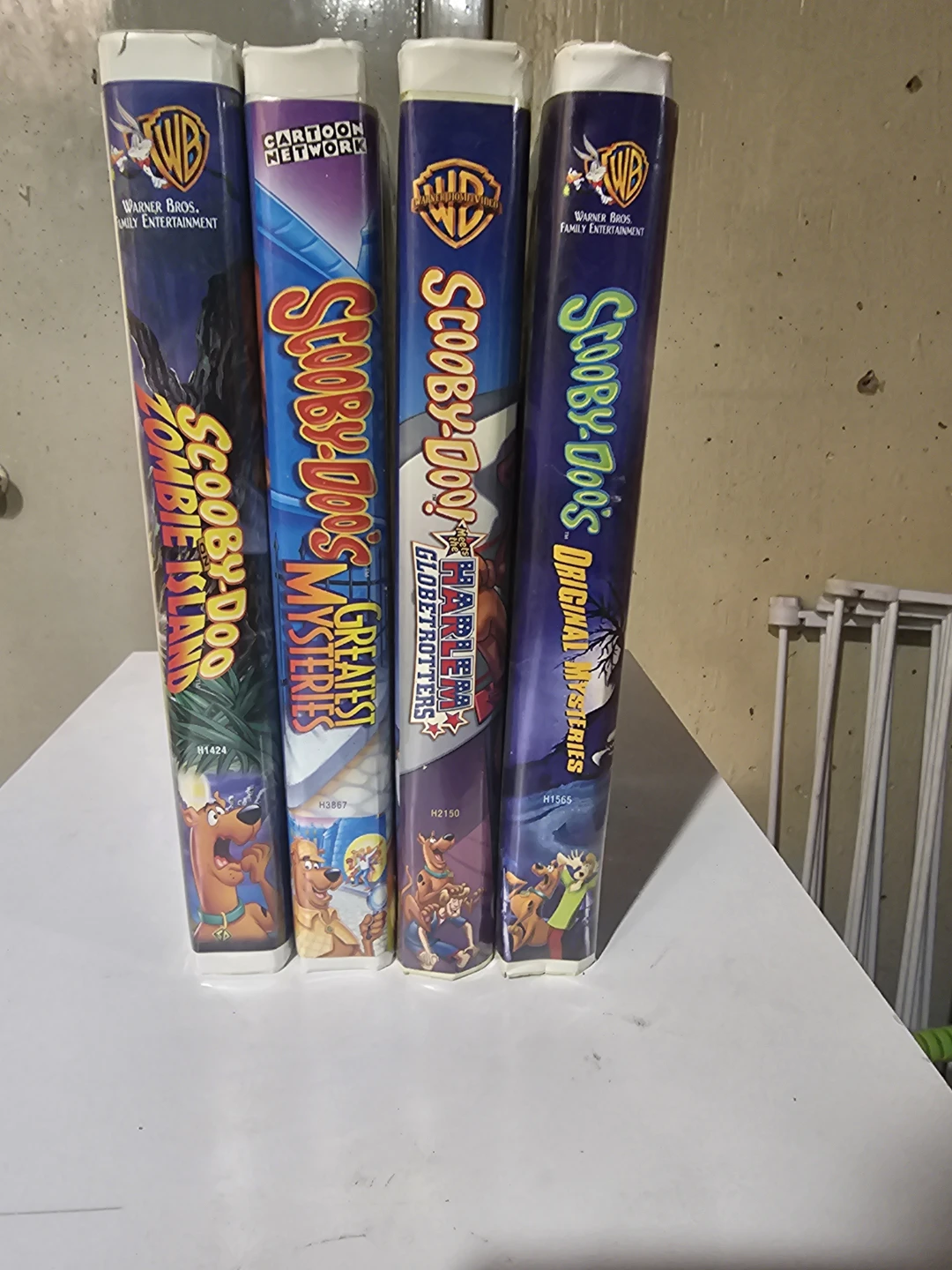 4 Scooby-Doo VHS Tape Set