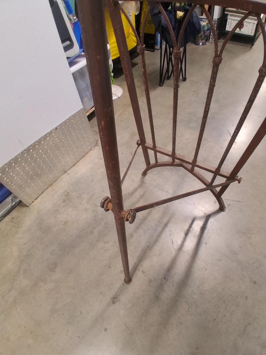Vintage Gothic Metal Art Easel 🏈 - photo 4