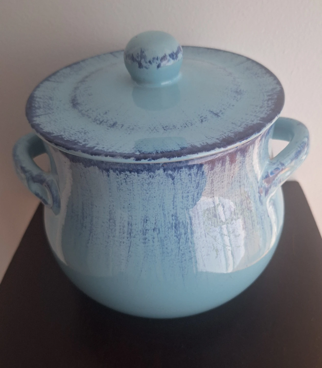 Vintage De Silva  Terracotta Blue clay pot