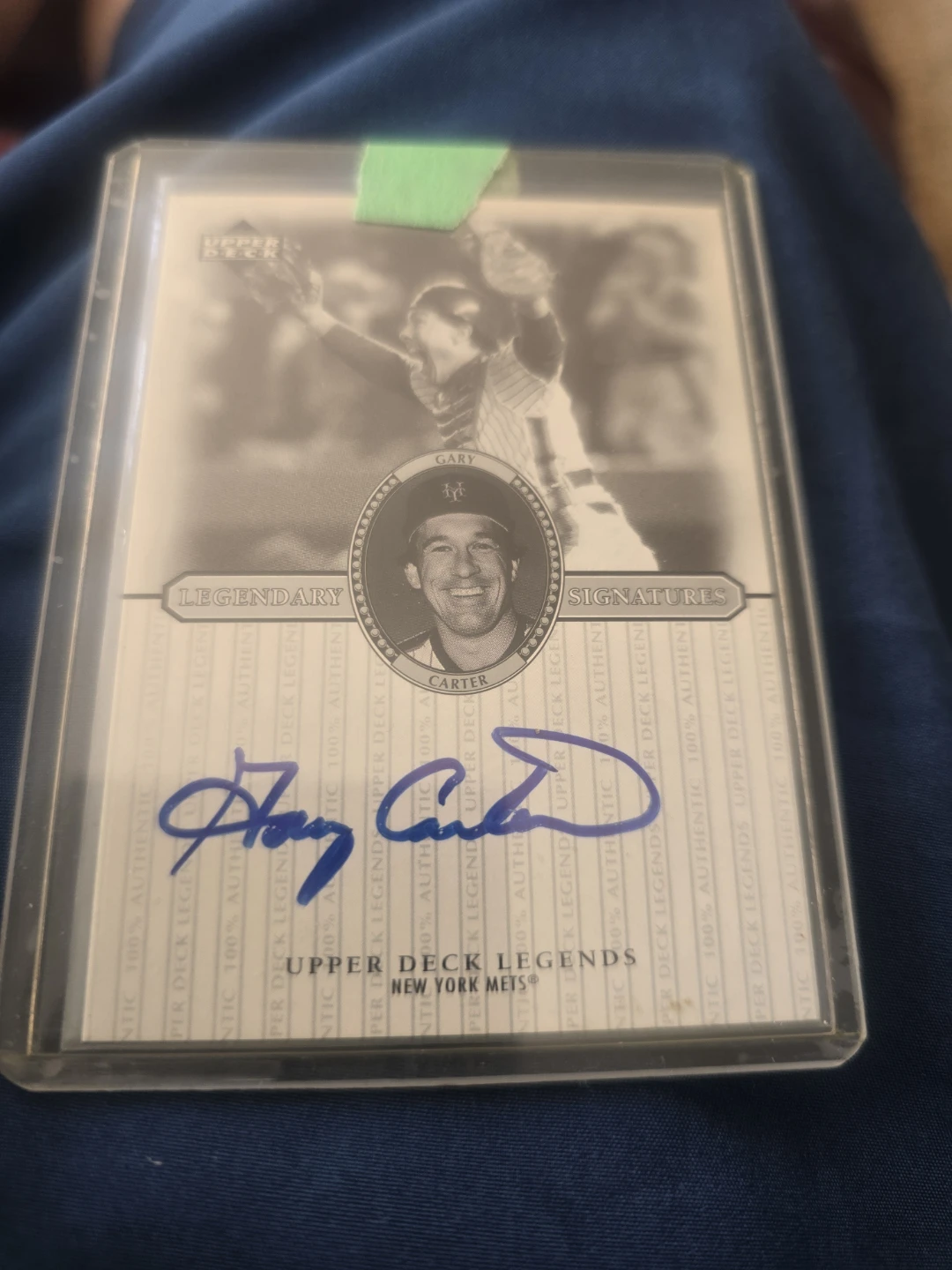 Gary Carter Upper Deck Legendary Signatures Baseball Card