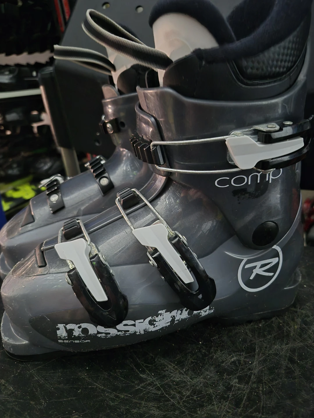 Rossignol Comp Ski Boots. youth 225mm