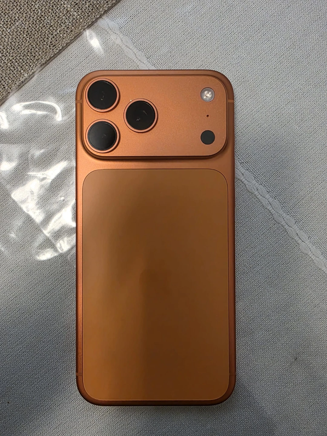 17 max pro Orange - photo 2