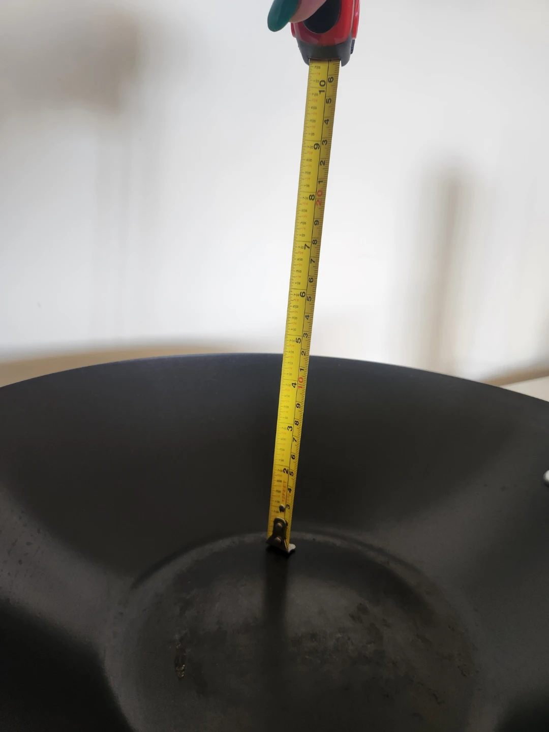 Large Black Wok with Wooden Handles - photo 3