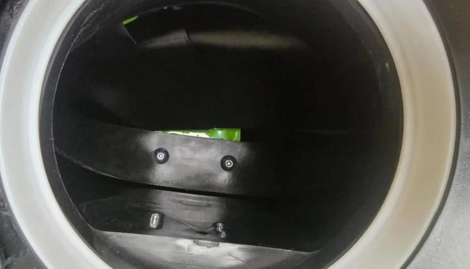 Greenworks Pro SNB403 80V 22in Cordless Snow Blower - photo 4