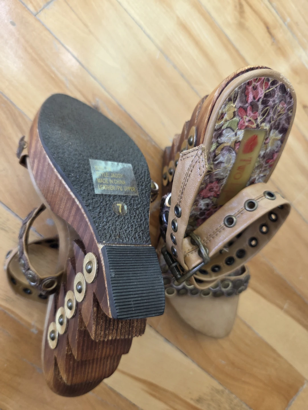 NEW! Shoes (US7) - photo 4