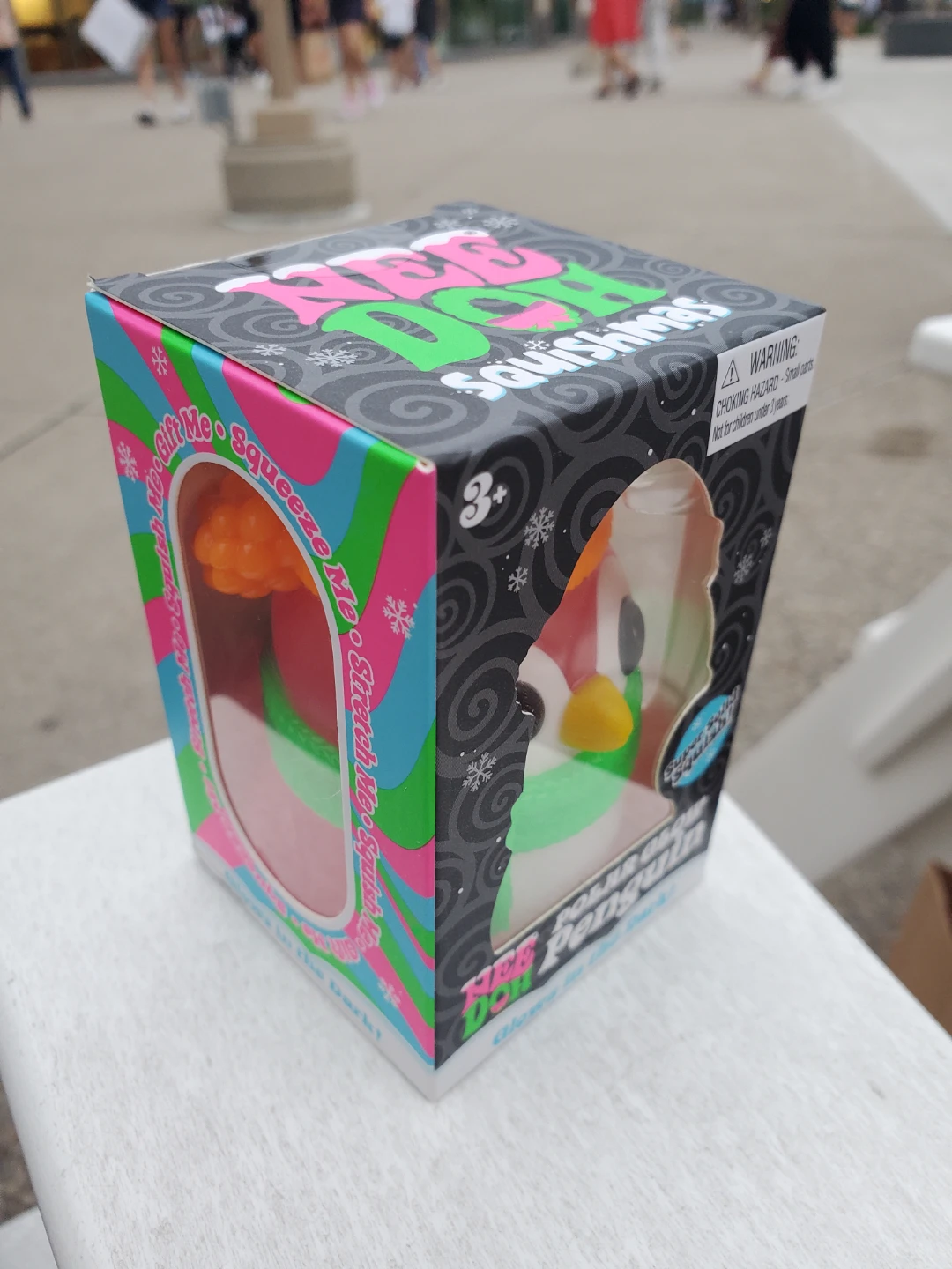 NEE DOH POLAR GLOW PENGUIN SQUISHMAS EDITION - photo 2