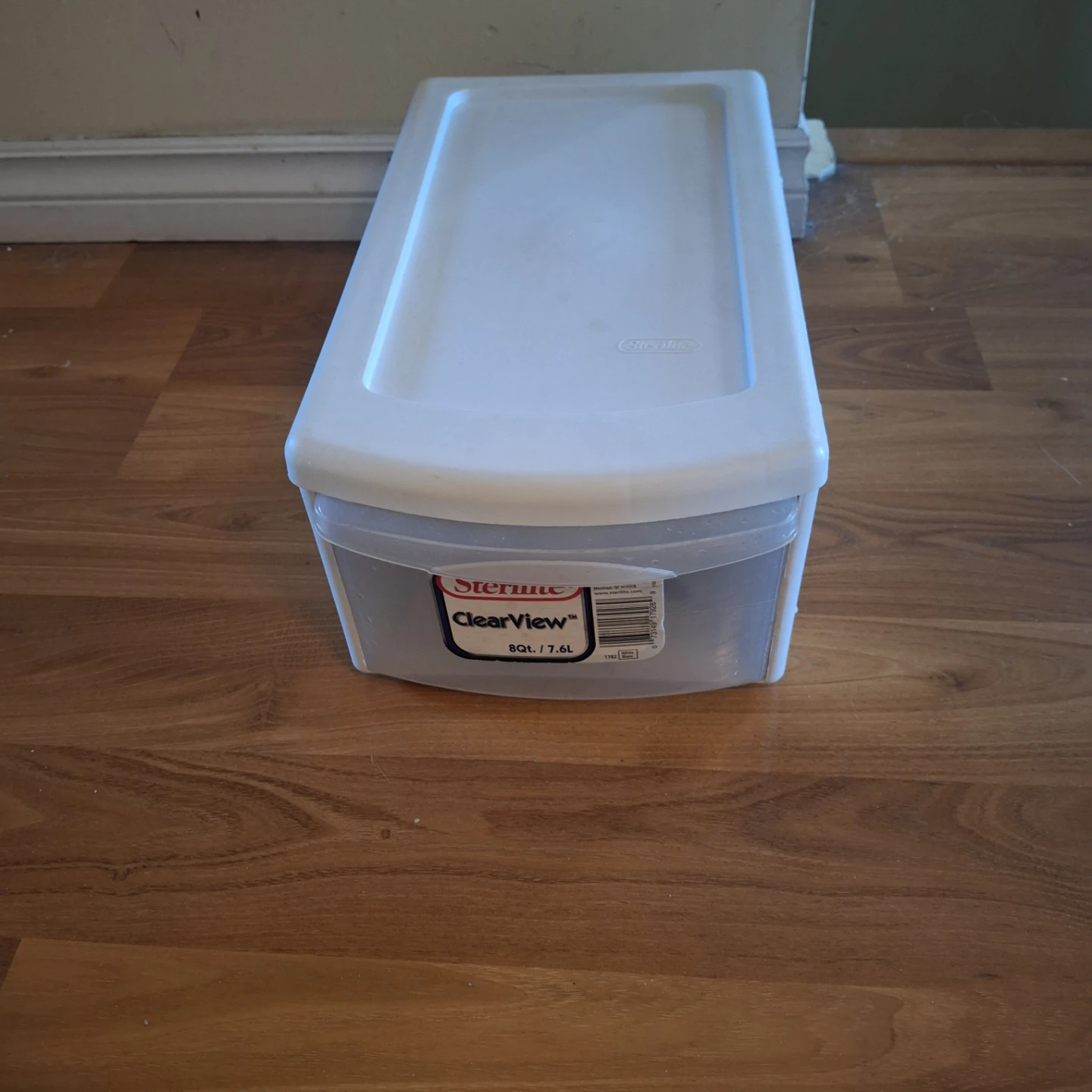 Sterilite  7.6L Storage Bin - photo 3