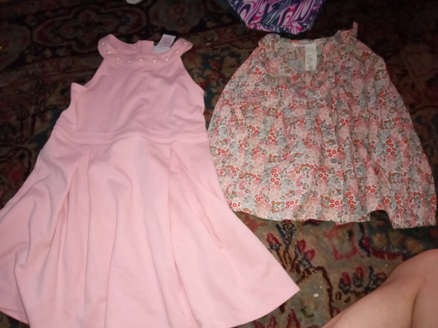 Lot of 5 yr old  girls clothes all in good condition - photo 2