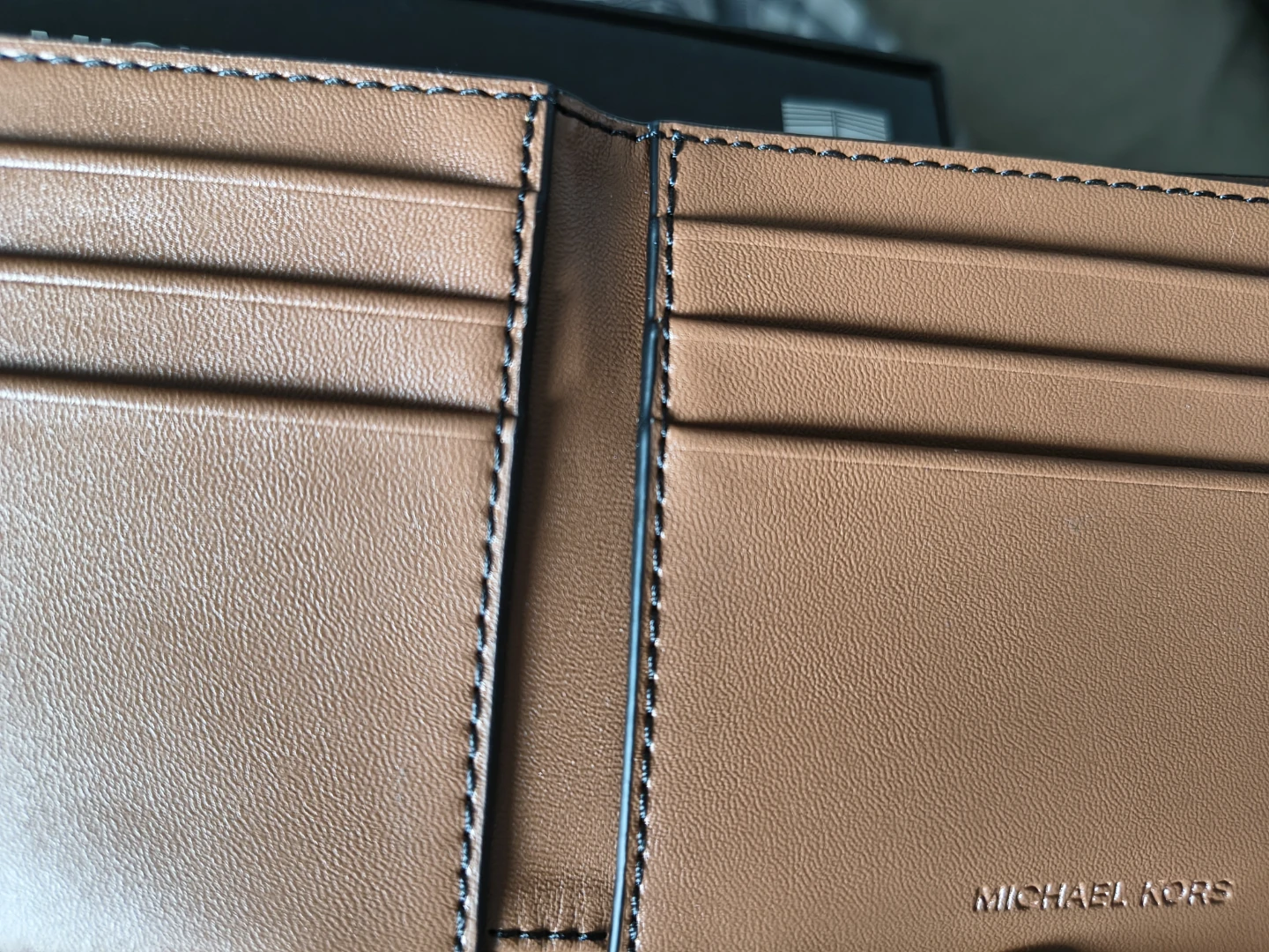 Michael Kors Slim Billfold Wallet - photo 2