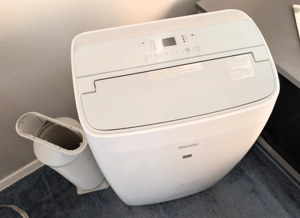 Danby Portable Air Conditioner - photo 2