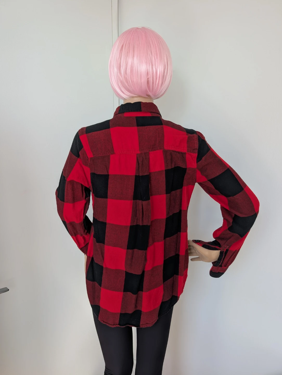 Old Navy Red and Black Plaid Flannel Shirt - photo 4