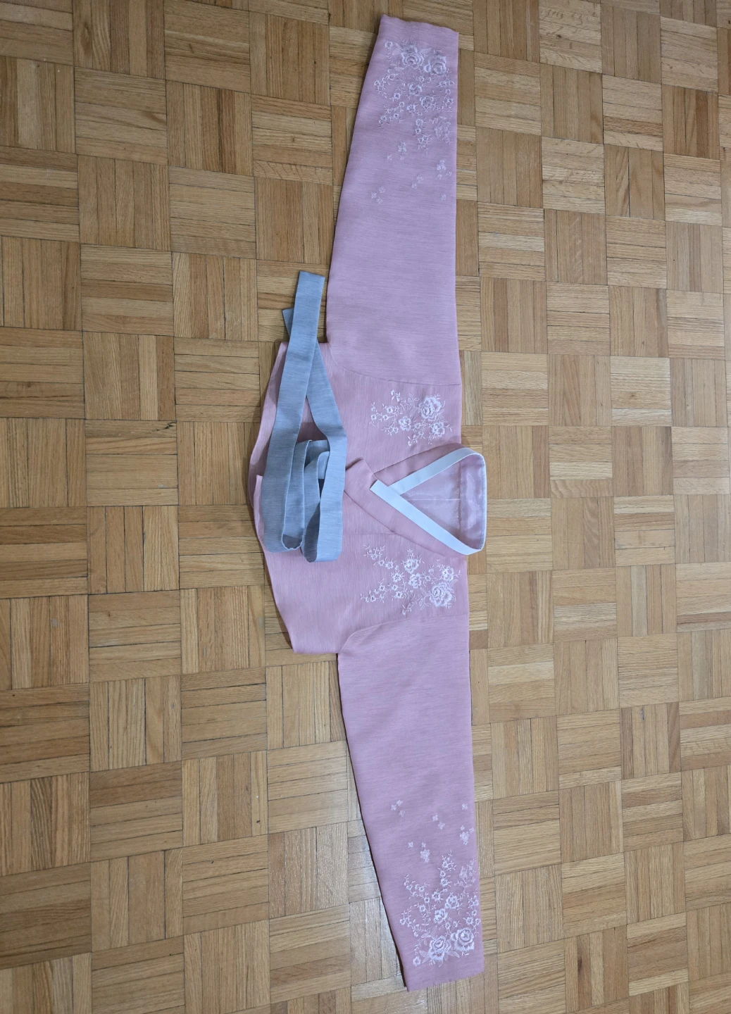 Hanbok Traditional  Korean Dress - photo 2