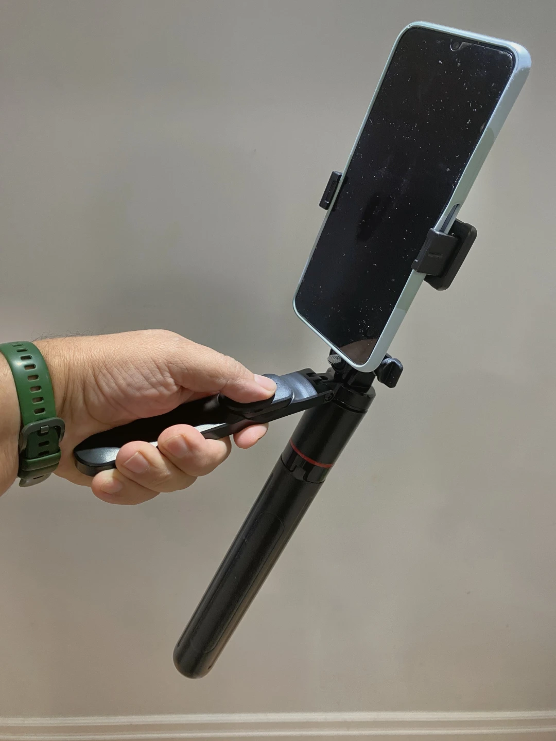 Guaranteed Stable F16 Tripod, 360° Rotating Selfie Stick , - photo 3