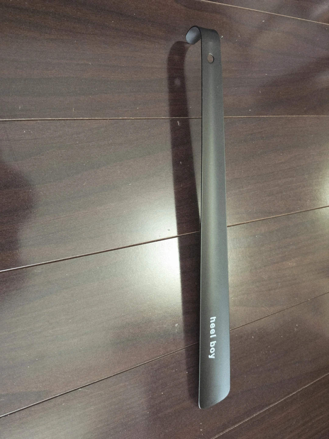 Long Handle Shoe Horn Metal Shoe Helper 17.5 in Black