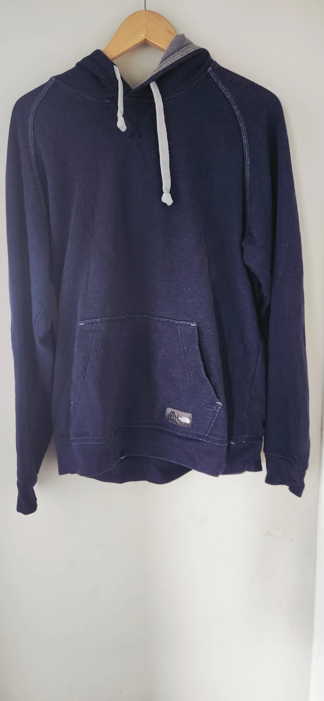 Mens North Face Hoodie size L