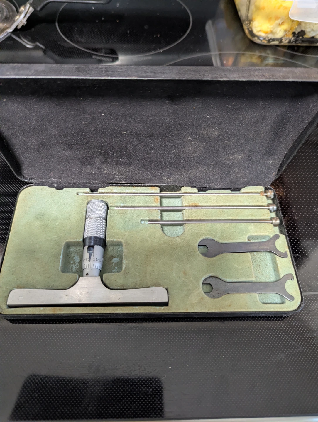 M&W Depth Micrometer Set