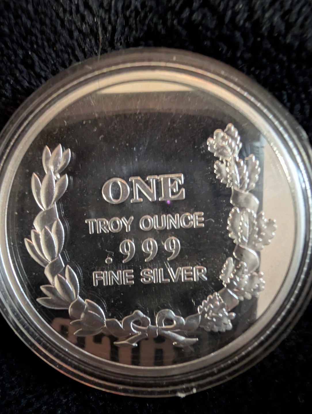 United States Marine Corps 1 Troy Ounce .999 Silver Coin - photo 2