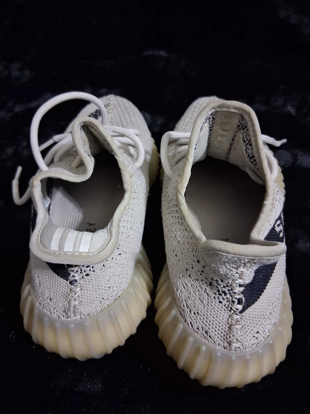 Adidas Yeezy Boost 350 V2 - photo 3