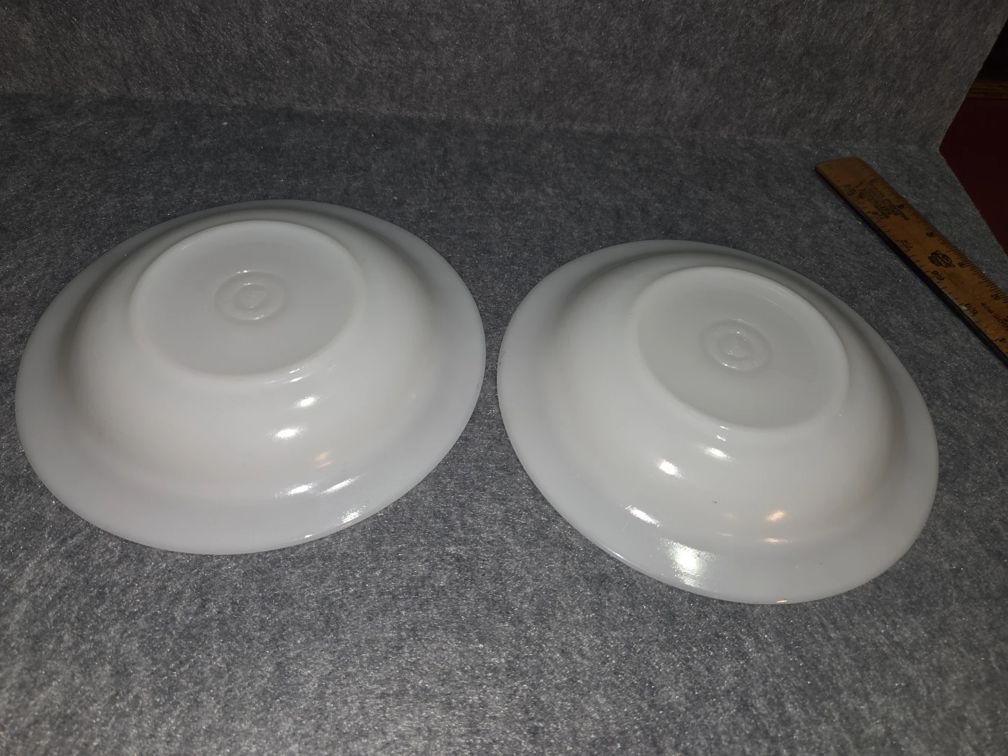 Two Corelle Sprout Pattern Dinner Plates - photo 3