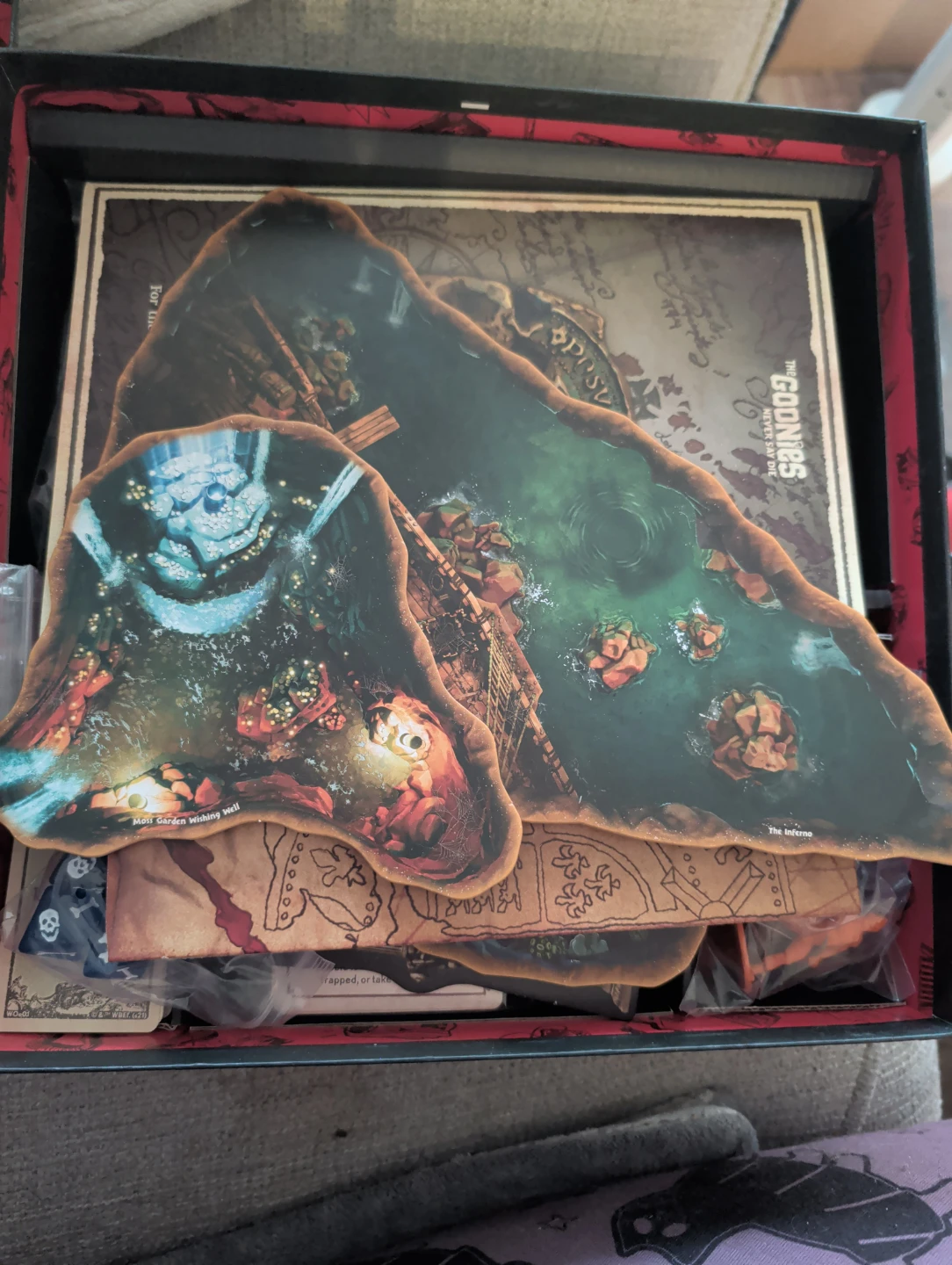The Goonies Never Say Die Board Game - photo 4