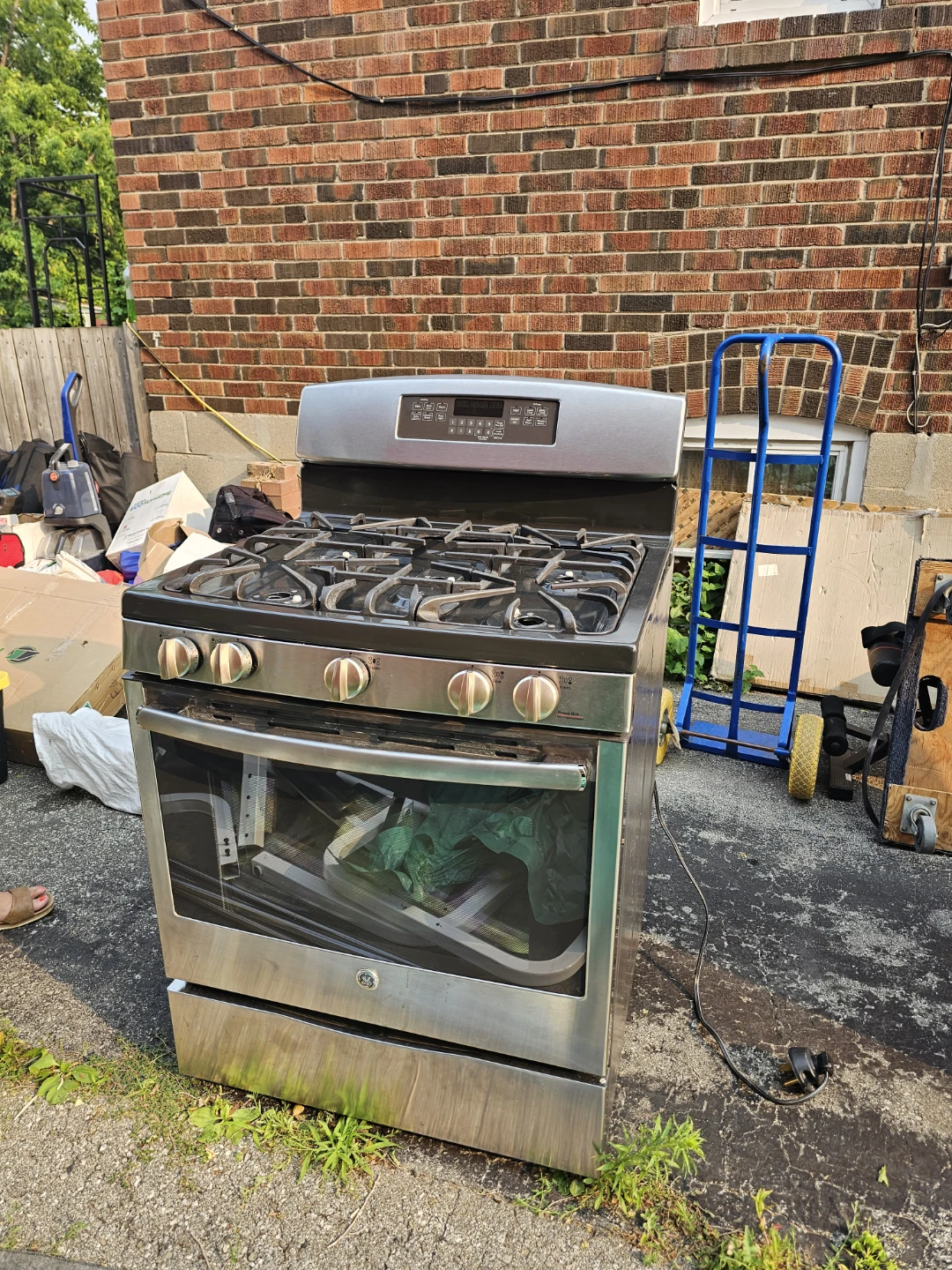 GE Gas Range