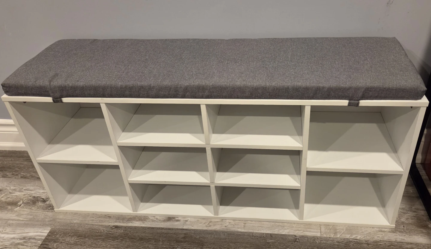White shoe storage bench with grey cushion - photo 2