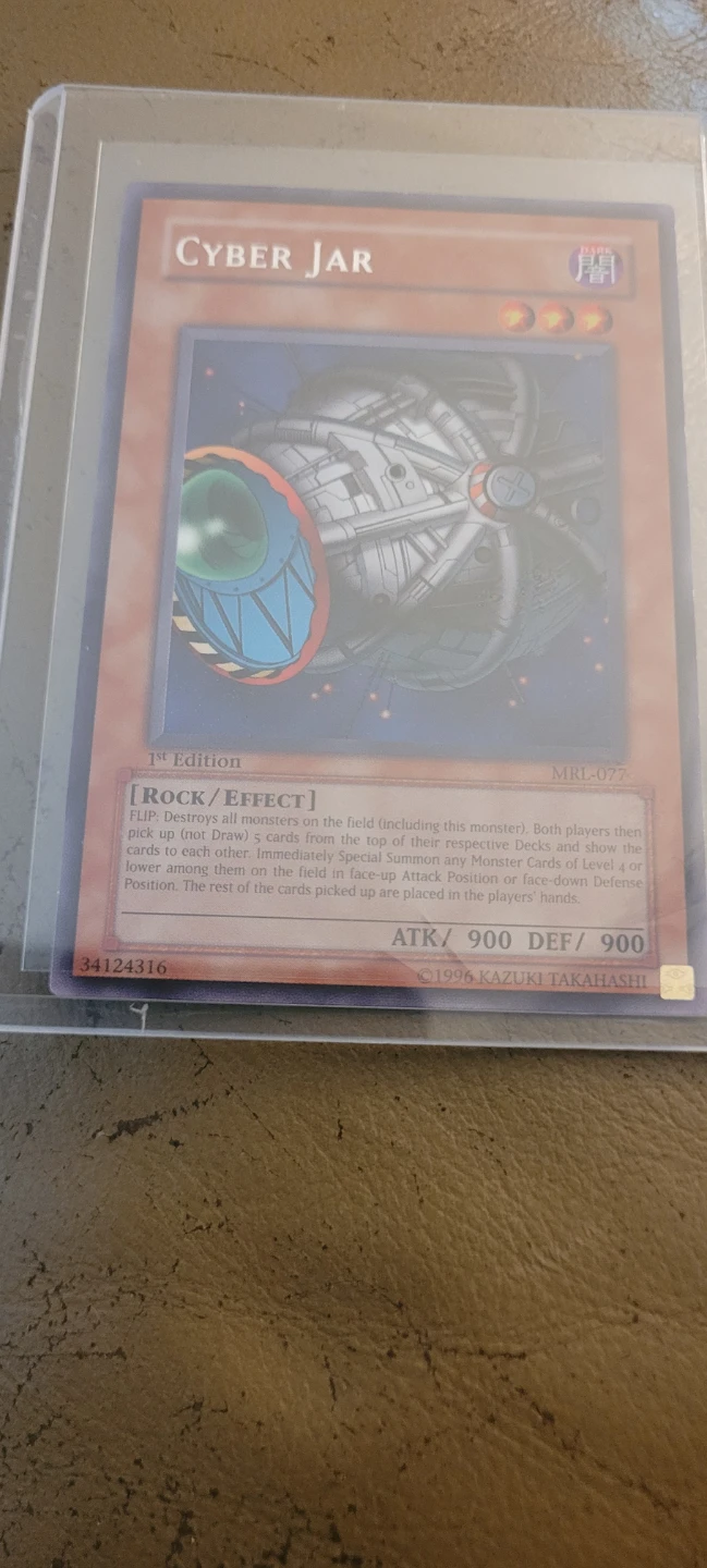 Yu-Gi-Oh! Cyber Jar 1st Edition Trading Card