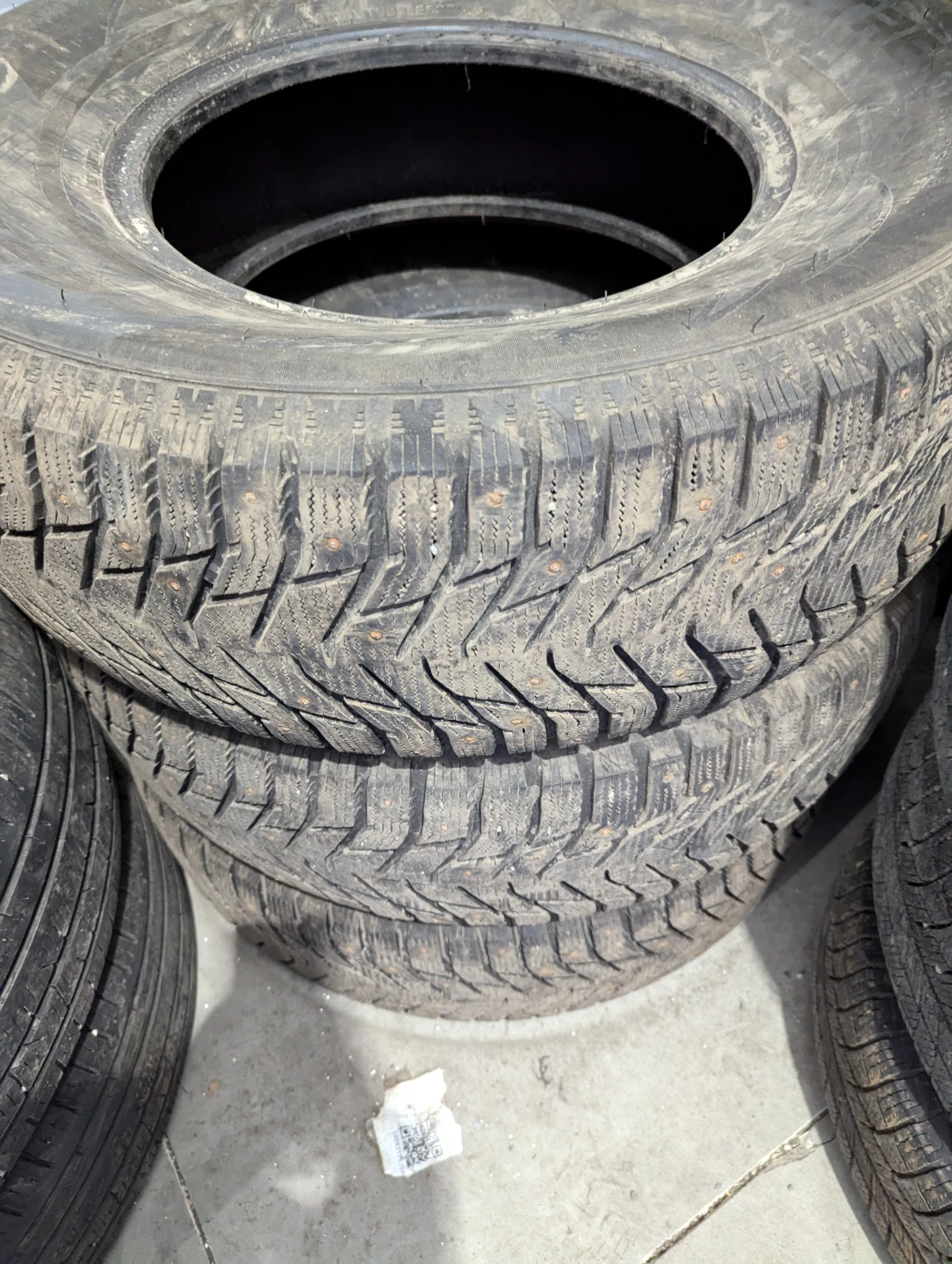 3 Tire Wintertrek Studdable Winter  265/70R16