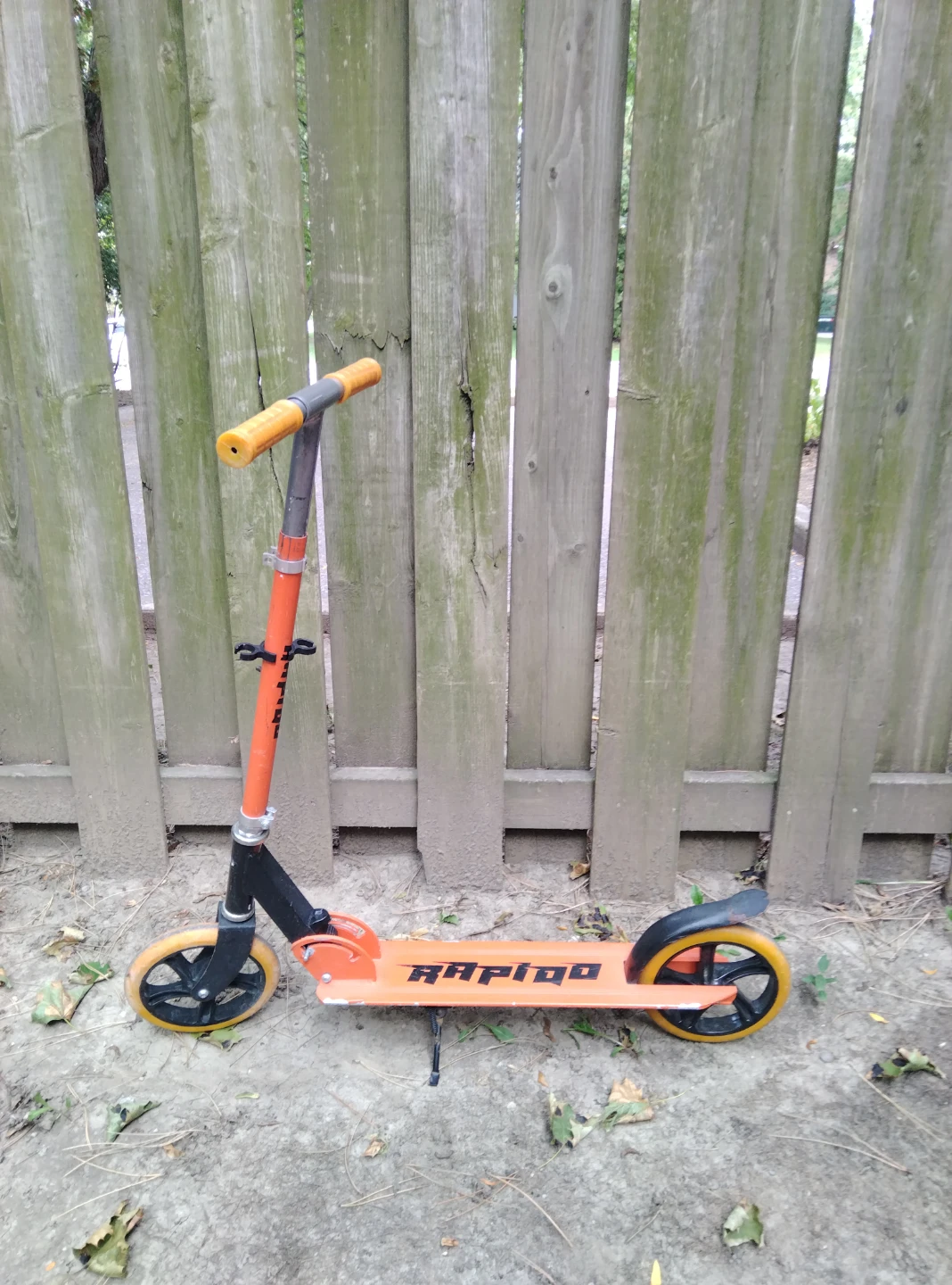 Rapido Orange Kick Scooter - photo 2