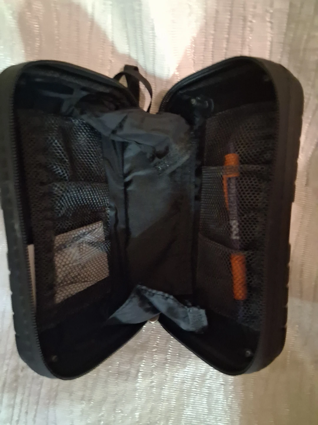 American Tourister Black Hard Shell Travel Case - photo 3