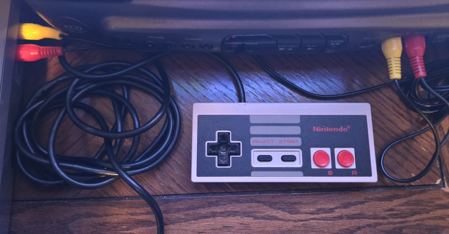 Nintendo NES console bundle - photo 4
