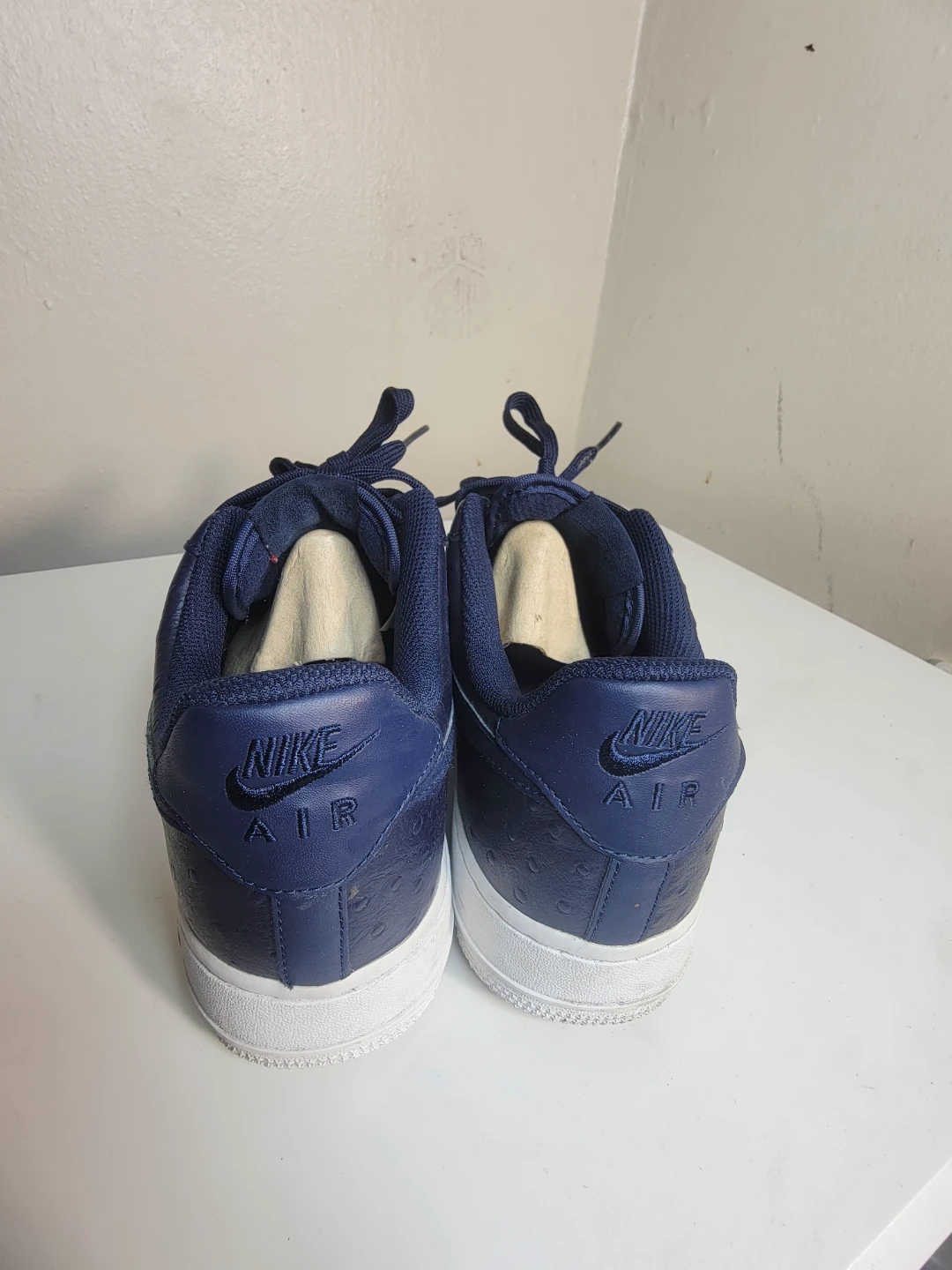 Nike Air Force 1 Navy Ostrich Print Sneakers - photo 4