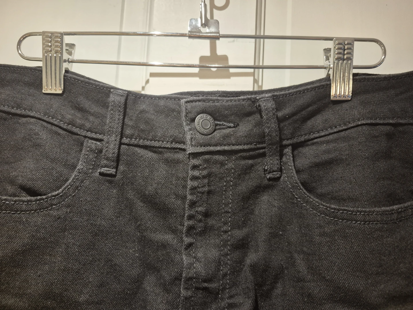Old Navy High-Rise Wow Black Denim Shorts Size 10 - photo 3