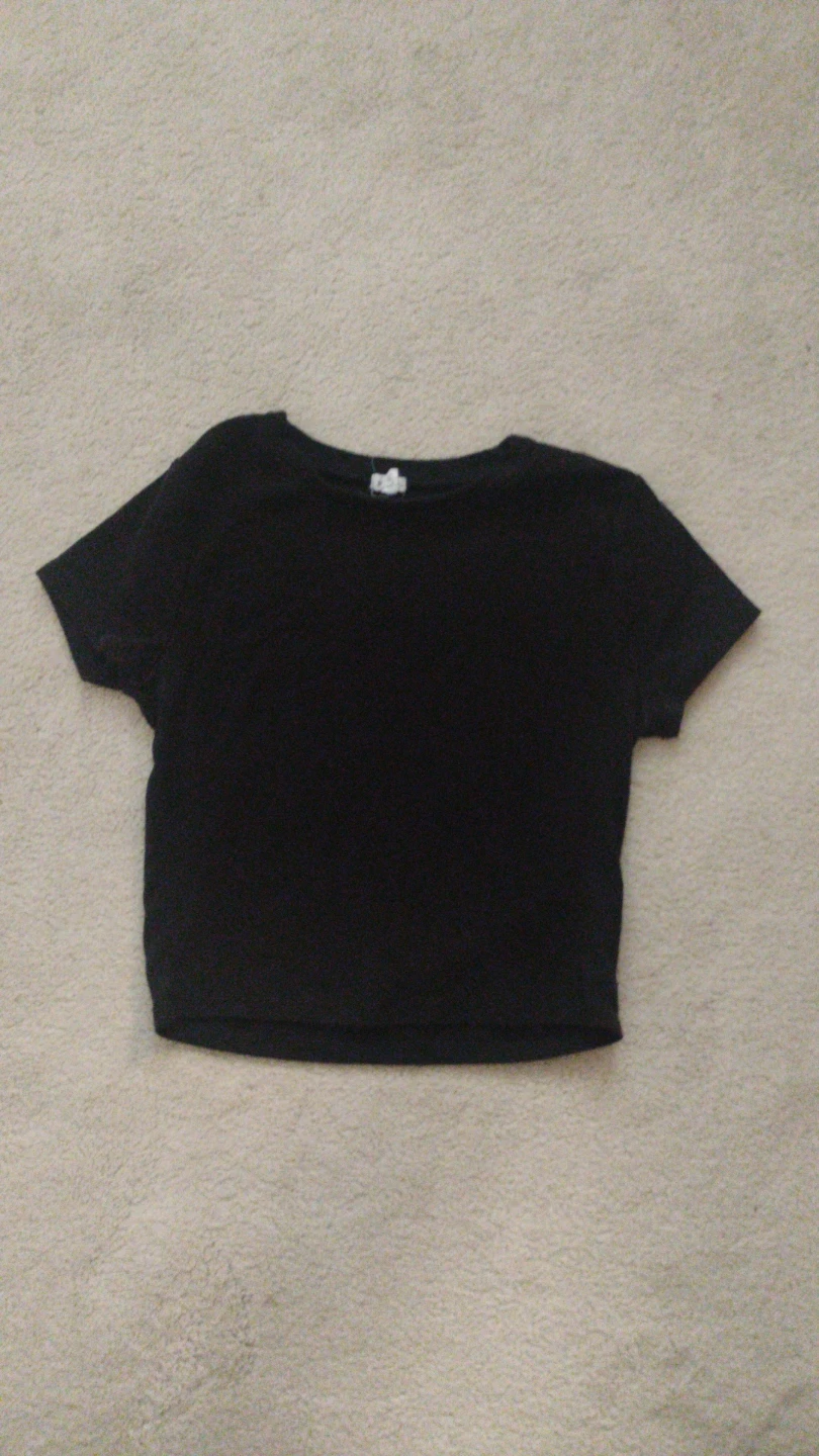 Garage Black Crop top