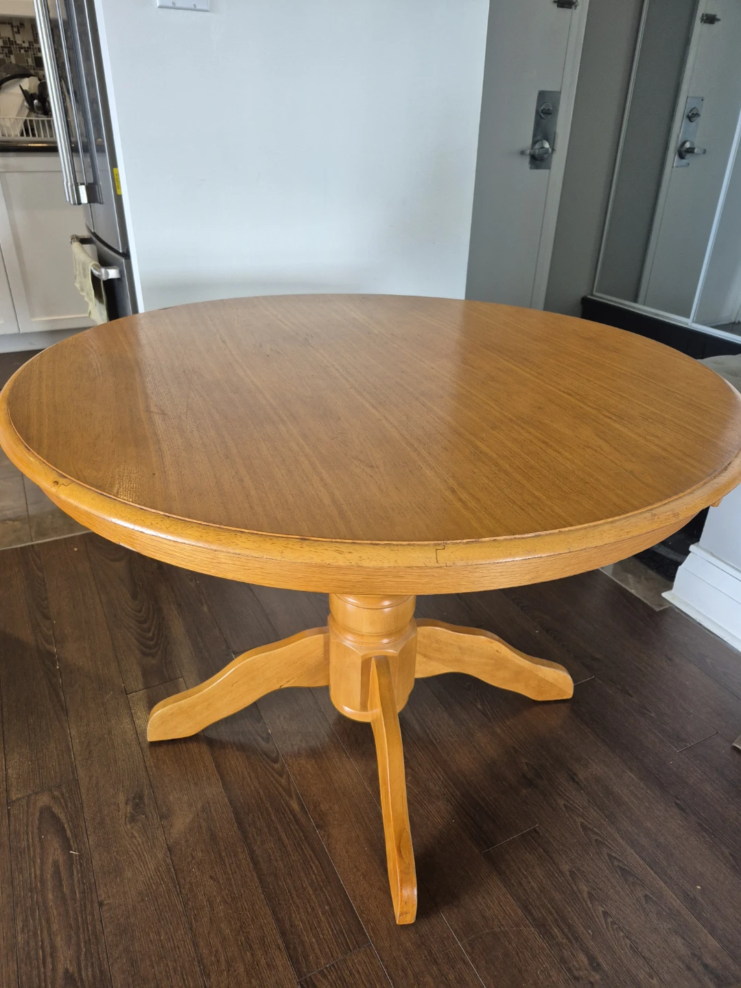 Wooden Round Dining Table