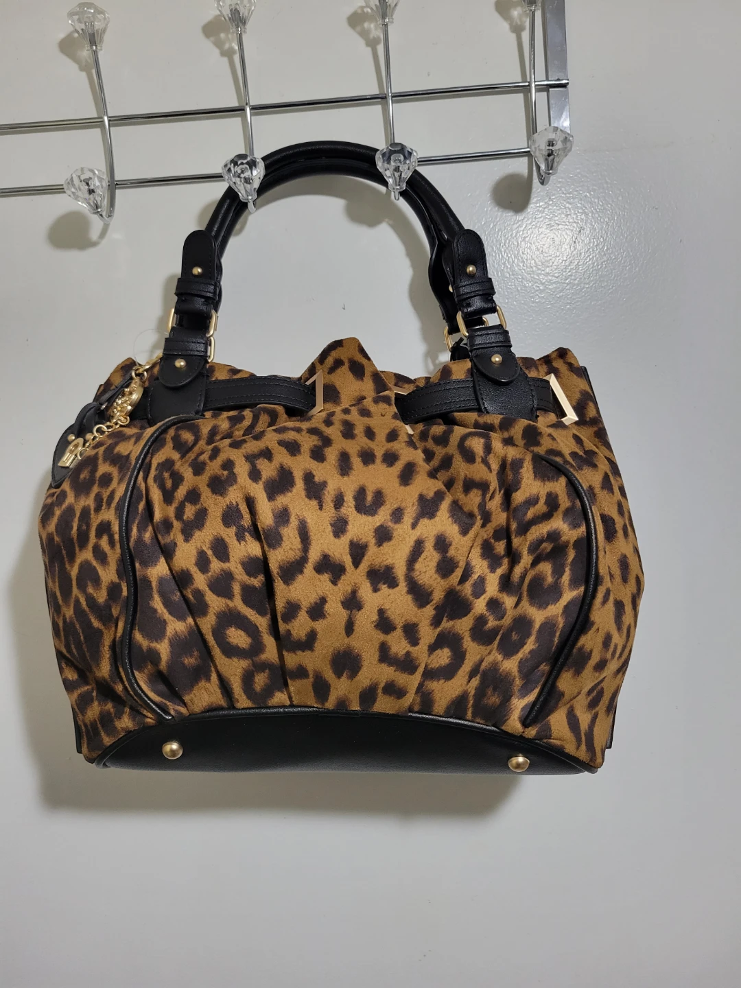 Juicy Couture Queen of Couture Leopard Handbag - photo 3
