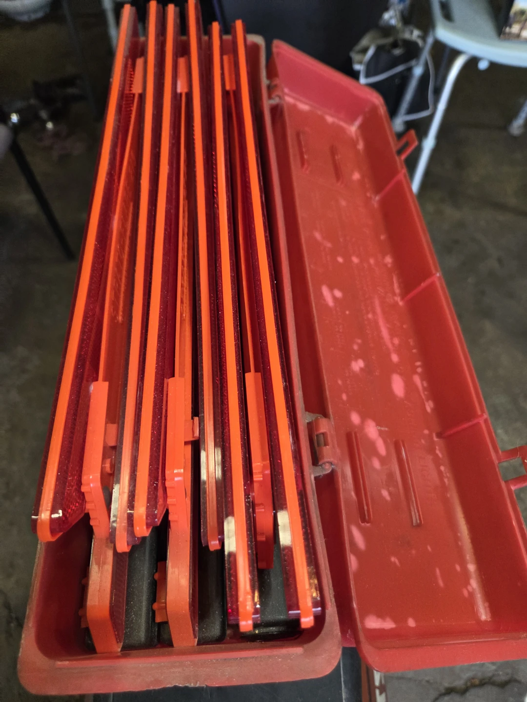 Strato-Flare 219 Warning Triangle Flare Kit - photo 4