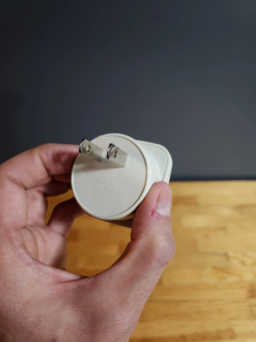 Universal Travel Adapter Plug (US) Standard - photo 3