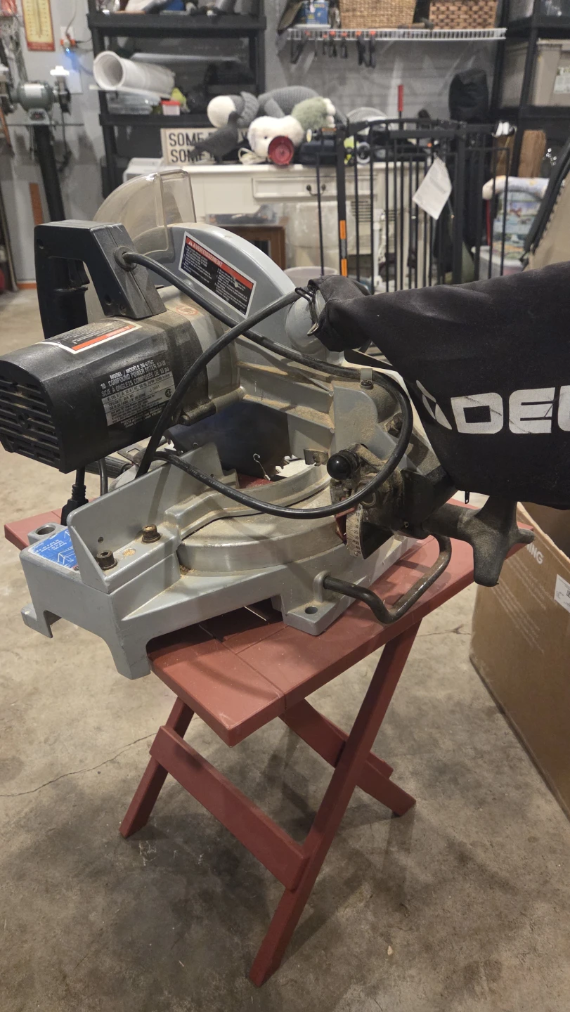 Delta 10-inch Compound Power Miter Saw - photo 4