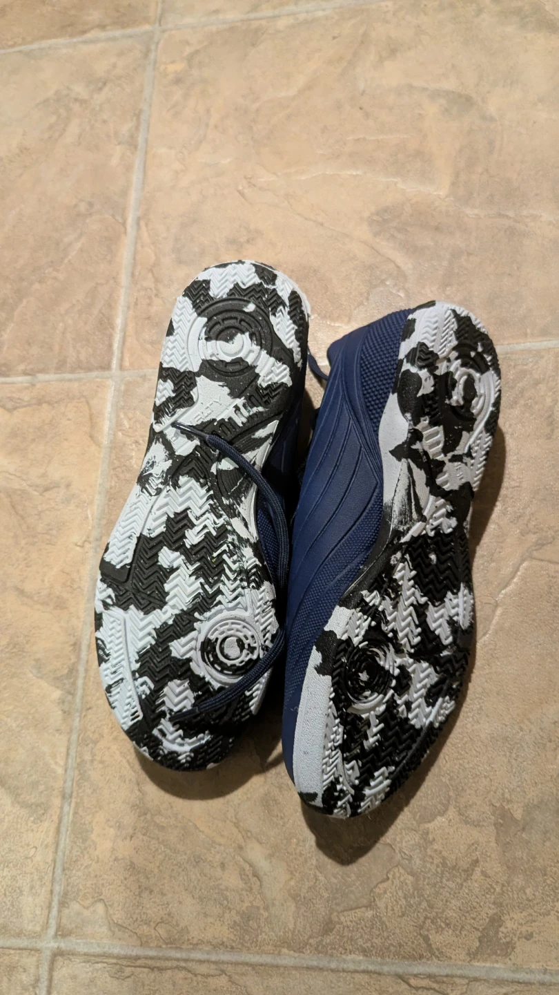 New Penalty Indoor Soccer Shoes - photo 2
