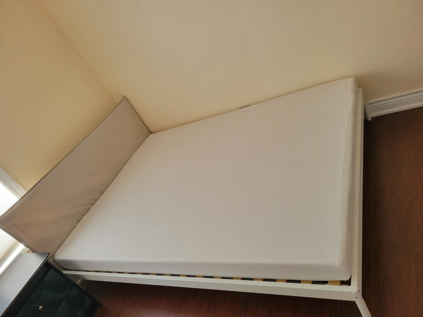 8" Queen memory Foam Mattress - photo 3