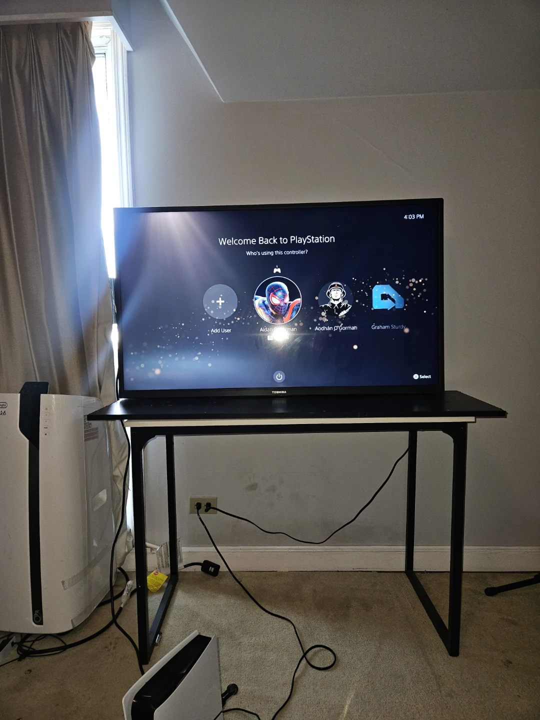 60 inch HD Toshiba Smart TV and Remote Control